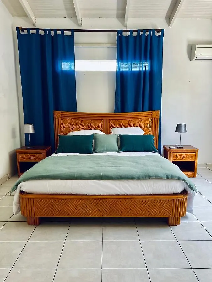 Louer La Villa Turquoise Avec Piscine Privee Baie-Mahault